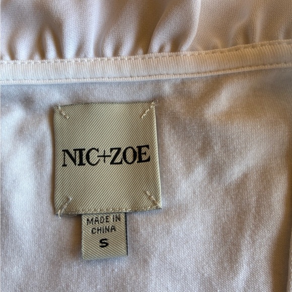 NWOT NIC+ZOE White Ruffled V-Neck Sleeveless Around Tank Top Size Small - Picture 9 of 11